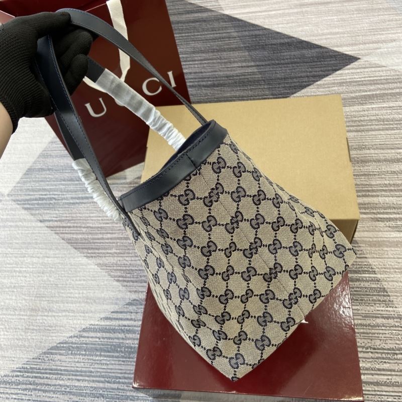 Gvc*1 tote bags